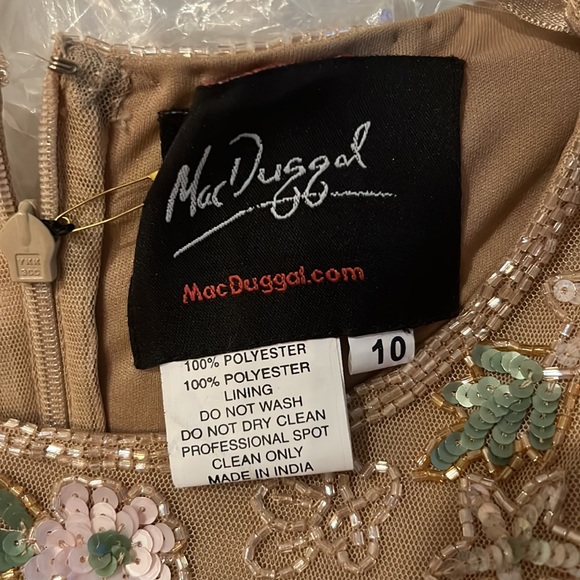 NWT MacDuggal Floral embellish, flutter sleeve gown Size 10 True to size. - Picture 2 of 6